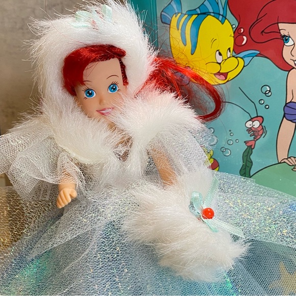 VTG 1990s Tyco Little Mermaid Doll Case, Disney Christmas Ed. Doll w/Flounder + - Picture 4 of 16